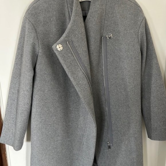 stradivarius grey lined coat; Small - Picture 2 of 6